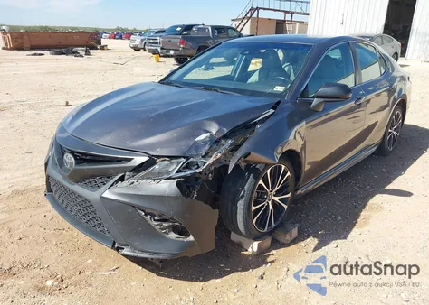 2020 Toyota Camry Se z USA, uszkodzony, nr VIN 4T1G11AK1LU911237
